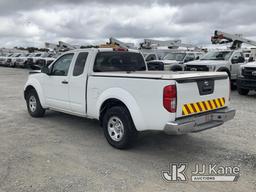 (Villa Rica, GA) 2014 Nissan Frontier Extended-Cab Pickup Truck Runs & Moves) (Runs with Jump Pack O