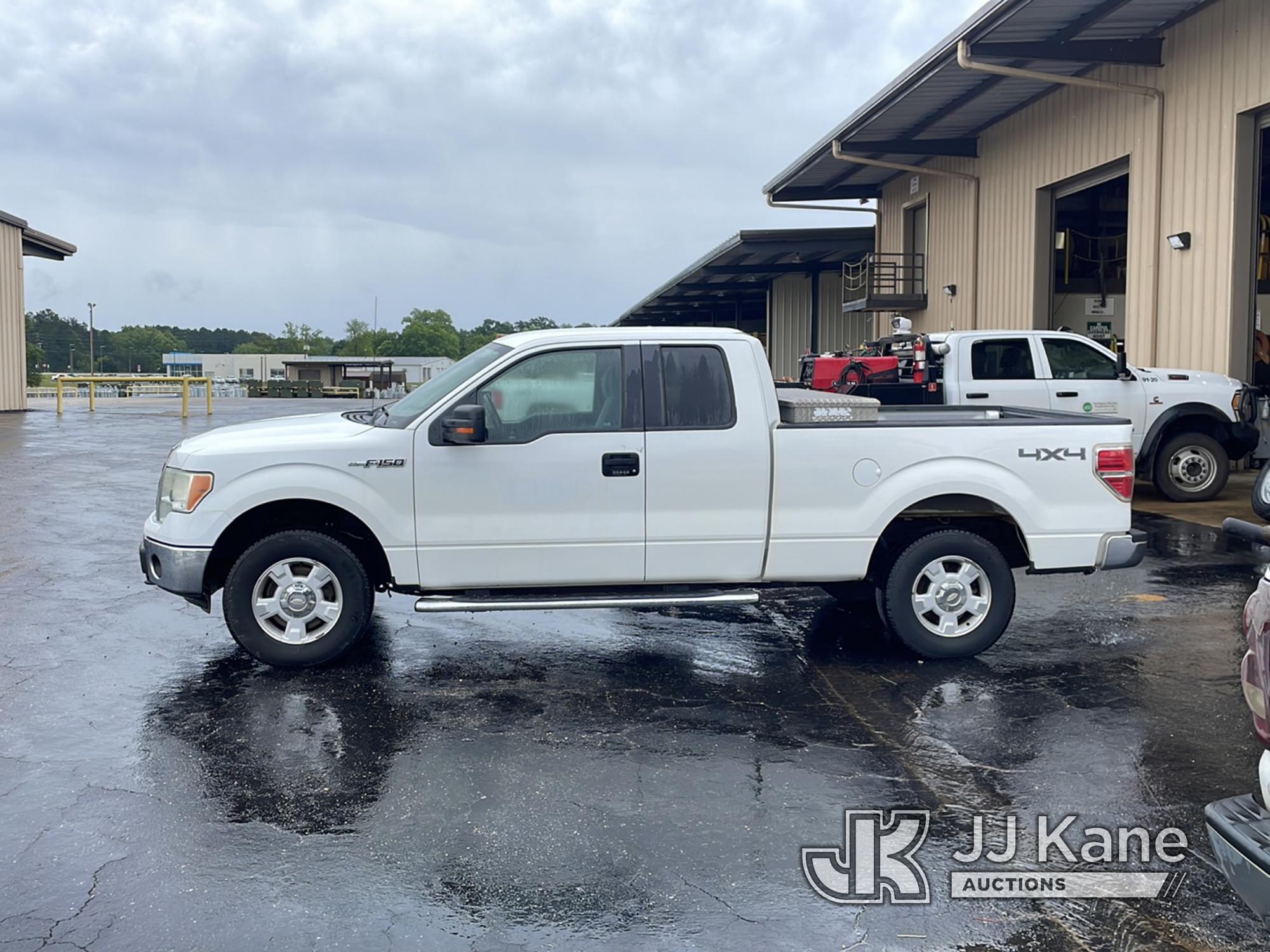 (Andalusia, AL) 2012 Ford F150 4x4 Extended-Cab Pickup Truck, (Co-op Owned) Runs & Moves) (TPMS Ligh