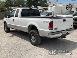 (Clearwater, FL) 2003 Ford F350 4x4 Extended-Cab Pickup Truck Runs & Moves) (AC Not Blowing