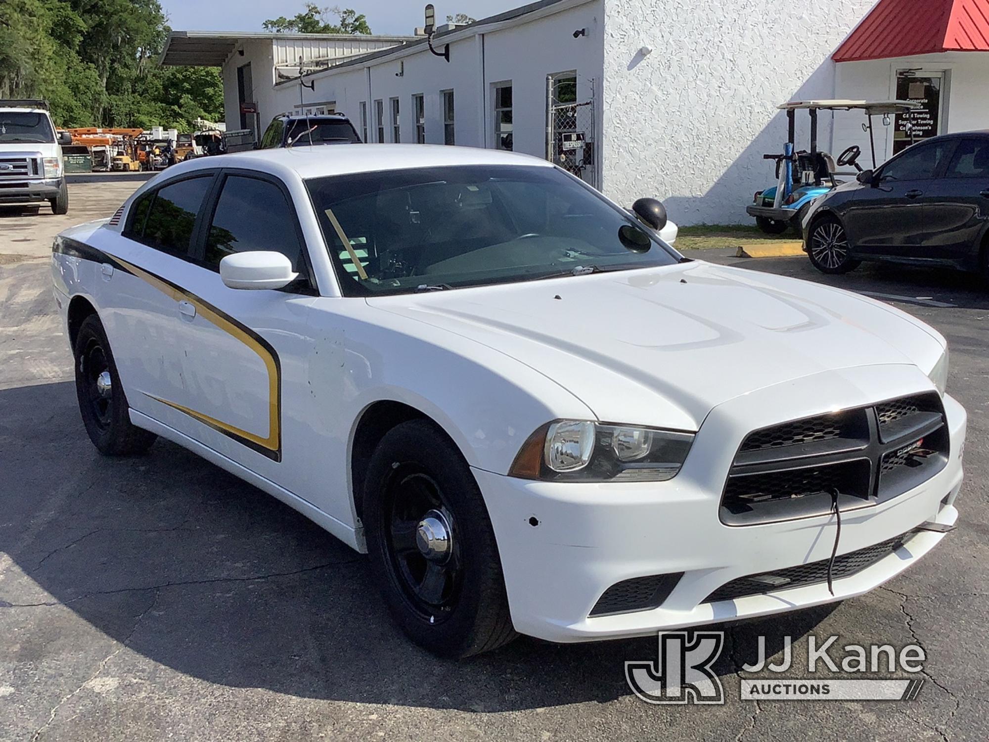 (Ocala, FL) 2014 Dodge Charger Police Package 4-Door Sedan, Municipal Owned Jump to Start, Runs & Mo