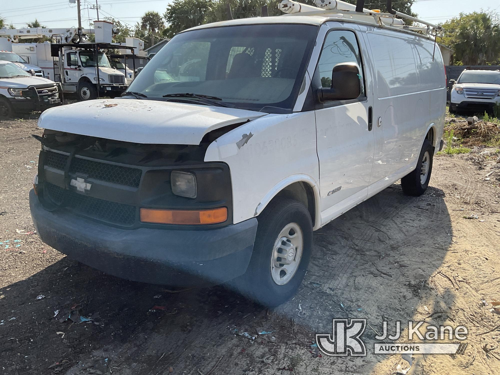 (Tampa, FL) 2006 Chevrolet Express G2500 Cargo Van Runs & Moves) (Jump To Start, Runs Rough, Strange