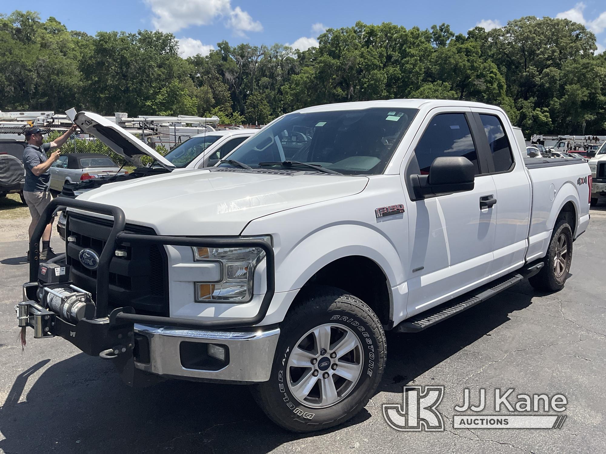 (Ocala, FL) 2016 Ford F150 4x4 Extended-Cab Pickup Truck Duke Unit) (Runs & Moves) (Body/Paint Damag