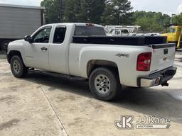 (Charlotte, NC) 2013 Chevrolet Silverado 1500 4x4 Extended-Cab Pickup Truck Runs & Moves) (Trans Sli