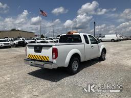 (Villa Rica, GA) 2015 Nissan Frontier Extended-Cab Pickup Truck Runs & Moves) (Body Damage