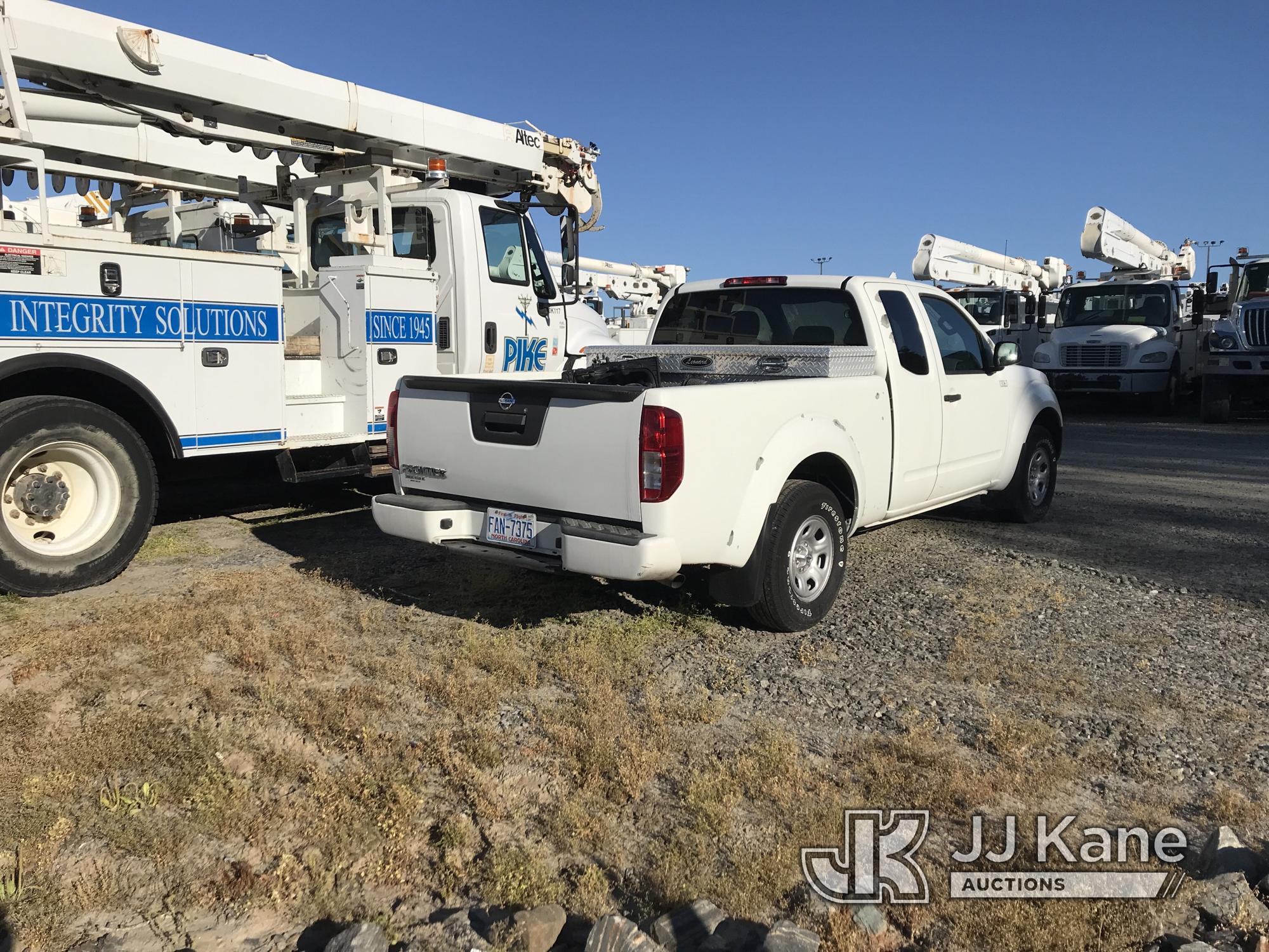(Mount Airy, NC) 2017 Nissan Frontier Extended-Cab Pickup Truck Not Running, Condition Unknown, Engi