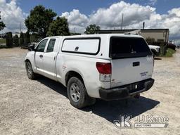 (Villa Rica, GA) 2012 Toyota Tundra 4x4 Crew-Cab Pickup Truck Runs & Intermittently Moves)(Runs Roug