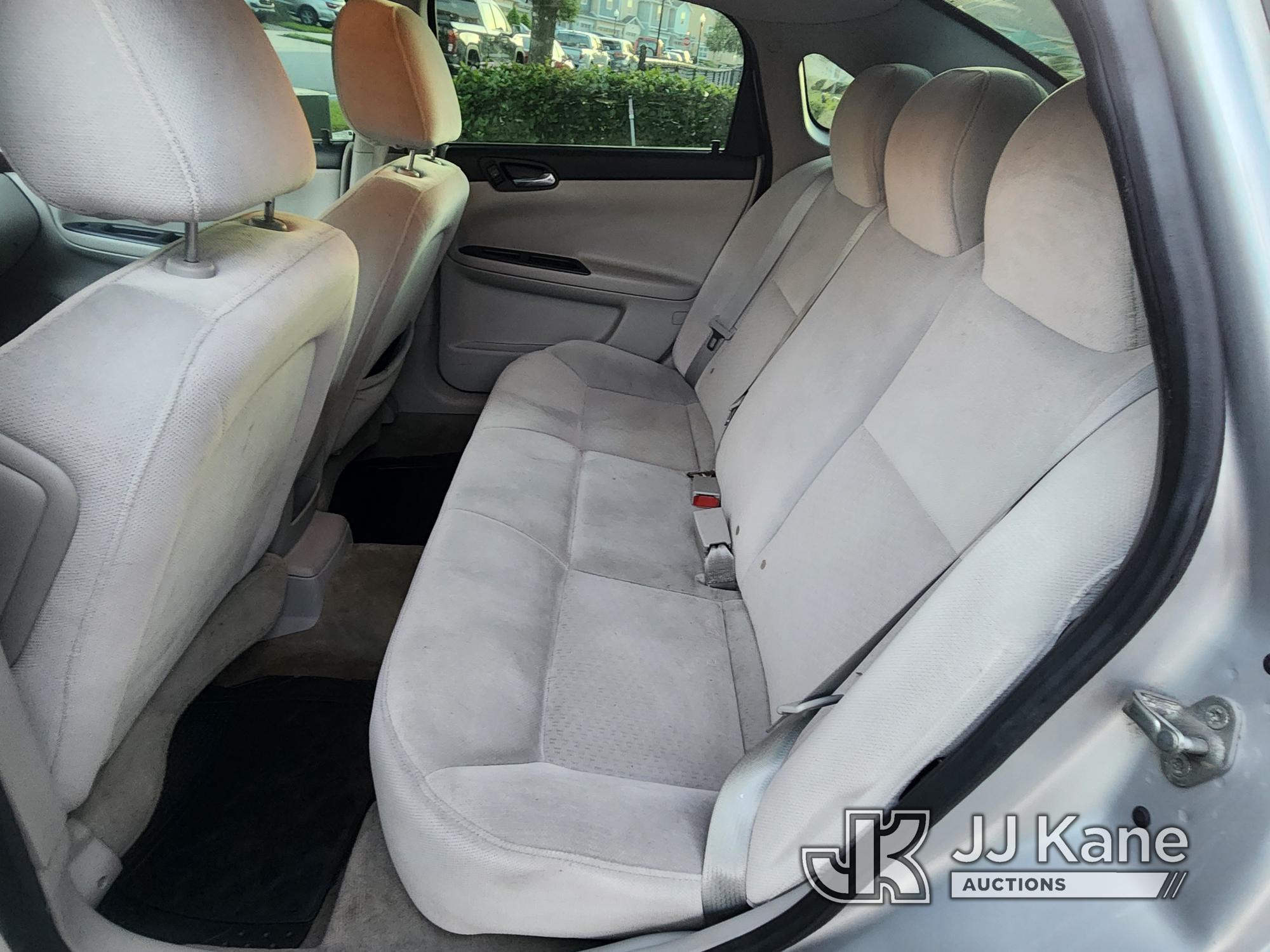 (Orlando, FL) 2011 Chevrolet Impala LT 4-Door Sedan Runs & Moves)  (Body Damage