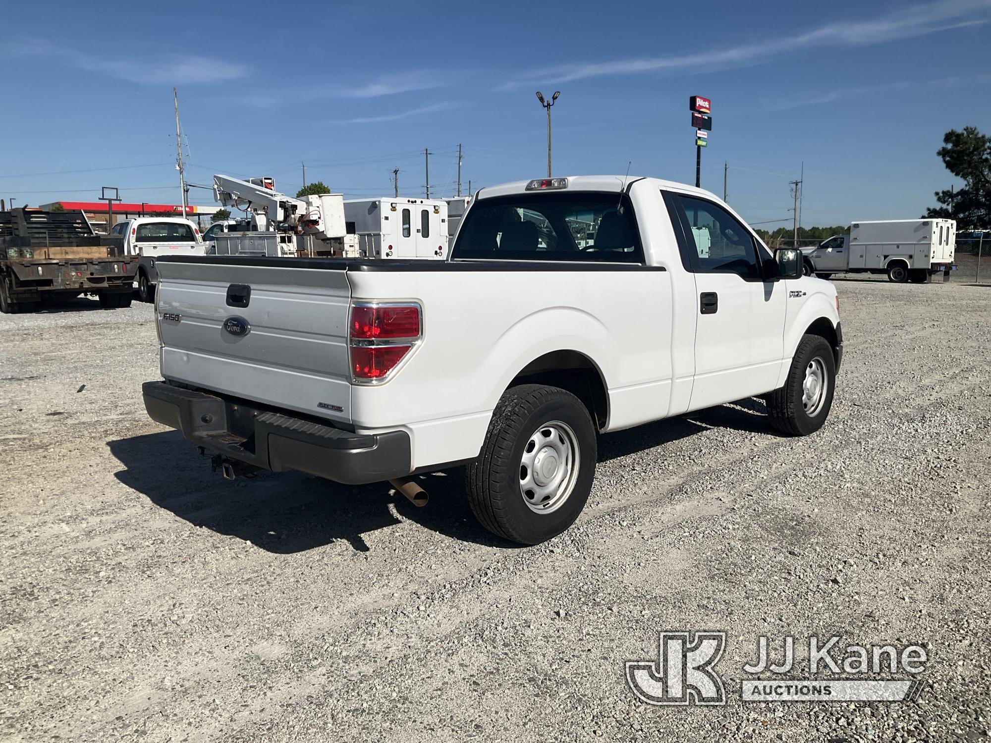 (Villa Rica, GA) 2014 Ford F150 Pickup Truck Runs & Moves) (Body Damage