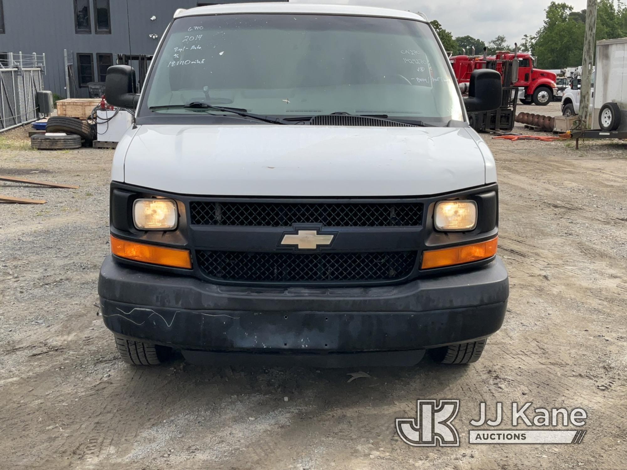 (Charlotte, NC) 2014 Chevrolet Express G2500 Cargo Van Runs & Moves) (Body Damage