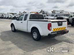 (Villa Rica, GA) 2014 Nissan Frontier Extended-Cab Pickup Truck Runs & Moves) (Jump To Start, Tracti