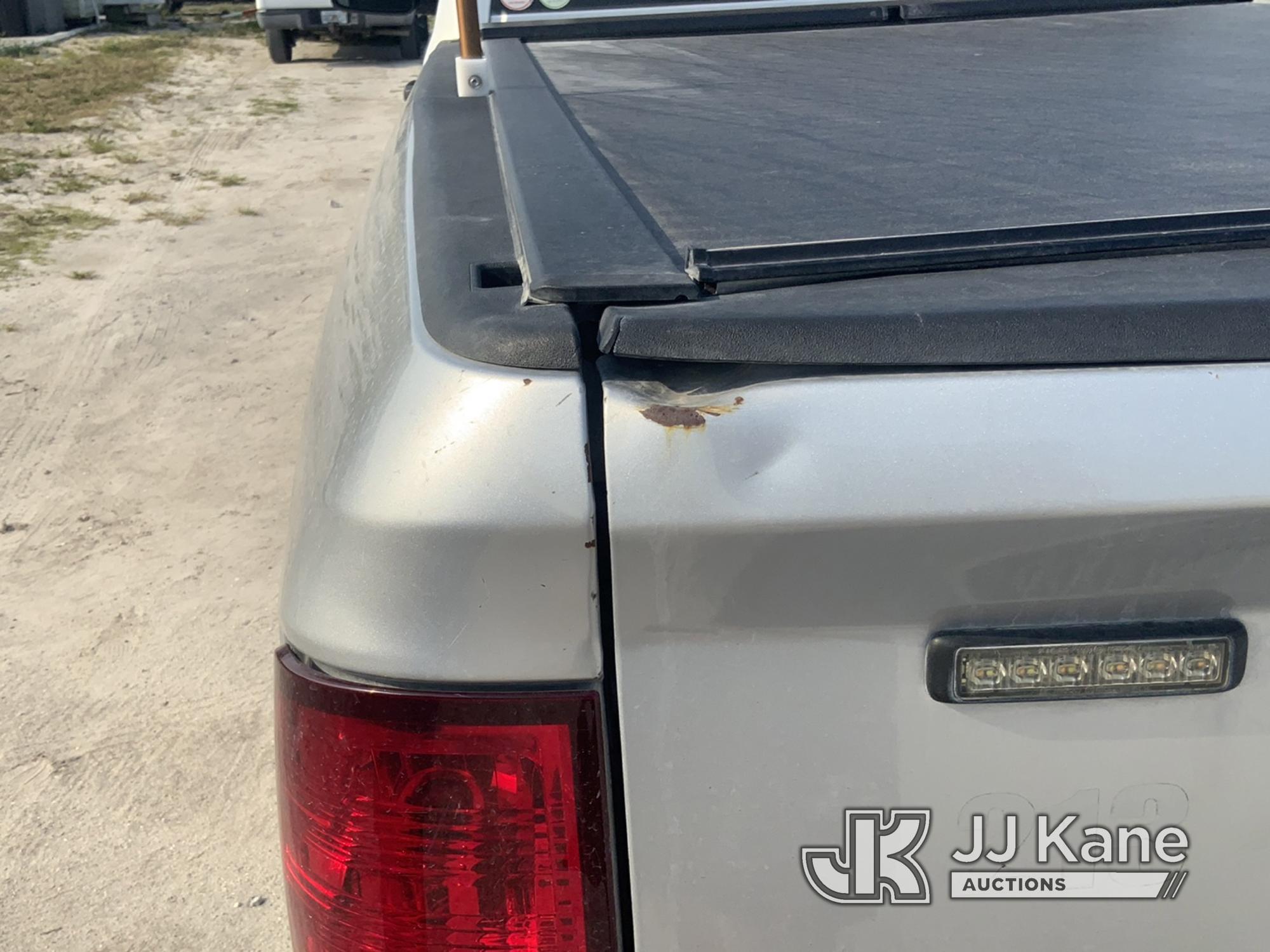 (Westlake, FL) 2015 RAM 1500 4x4 Pickup Truck Runs & Moves) (Damage On Tailgate)(Seller Has Advised