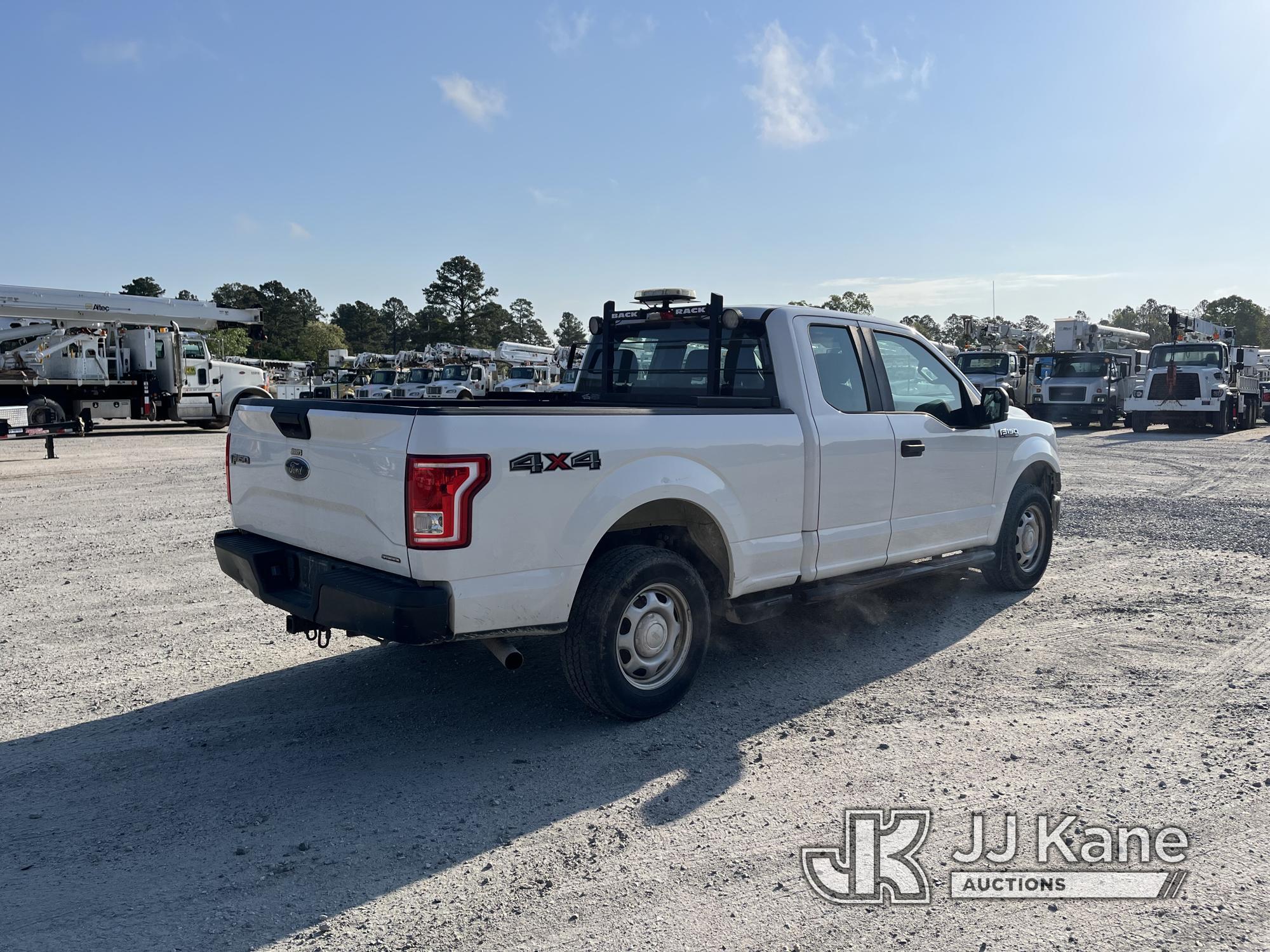 (Chester, VA) 2015 Ford F150 4x4 Extended-Cab Pickup Truck Runs & Moves