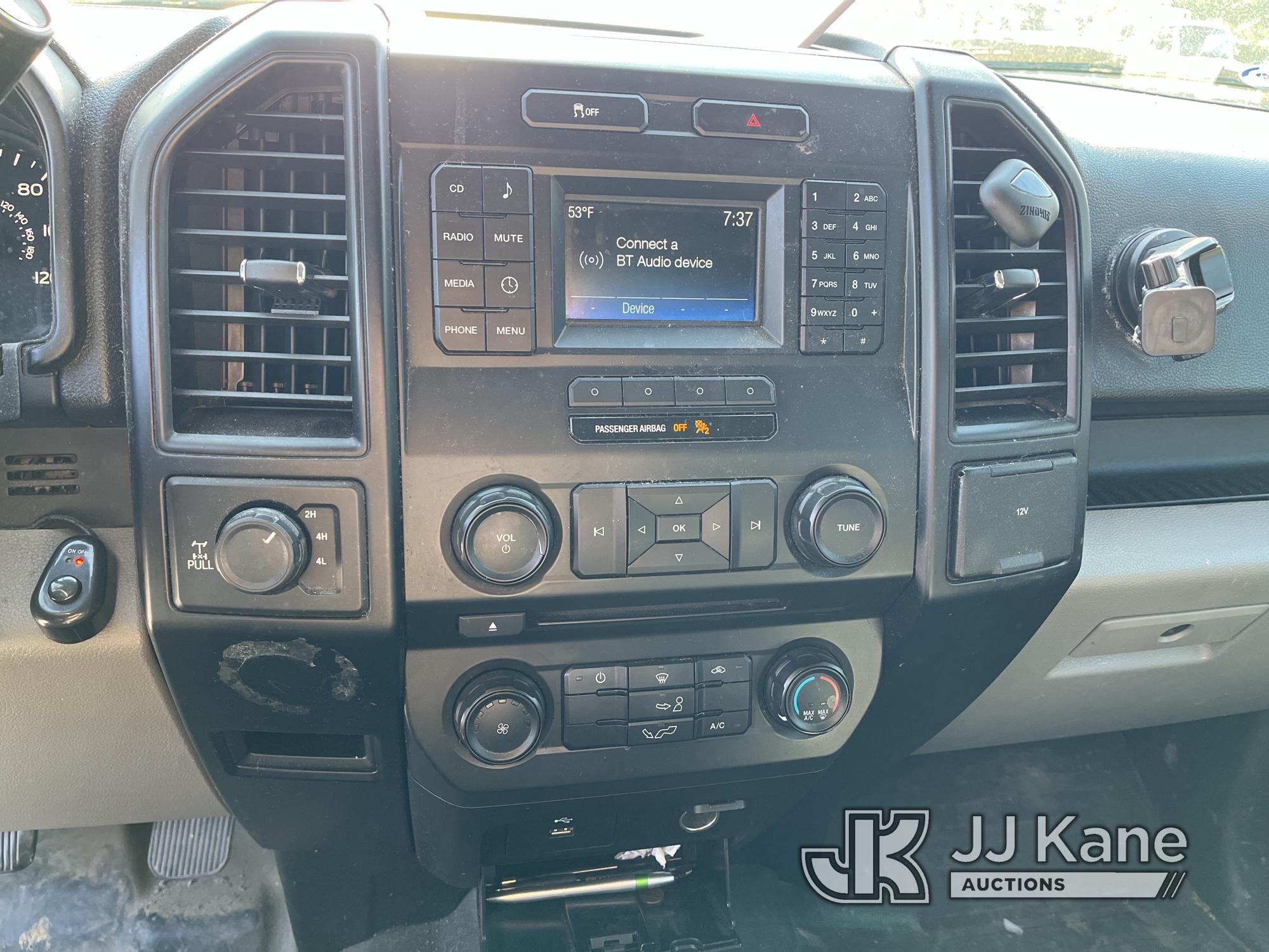 (Chester, VA) 2016 Ford F150 4x4 Extended-Cab Pickup Truck Runs & Moves) (Check Engine Light On