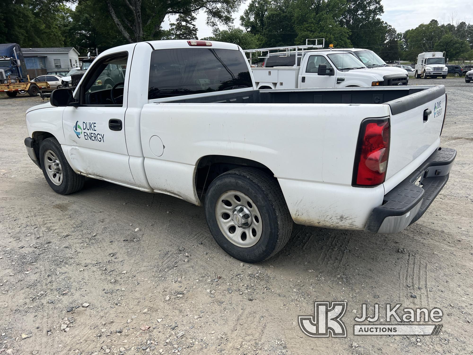 (Charlotte, NC) 2007 Chevrolet Silverado 1500 Pickup Truck Duke Unit) (Runs & Moves) (Body/Paint Dam