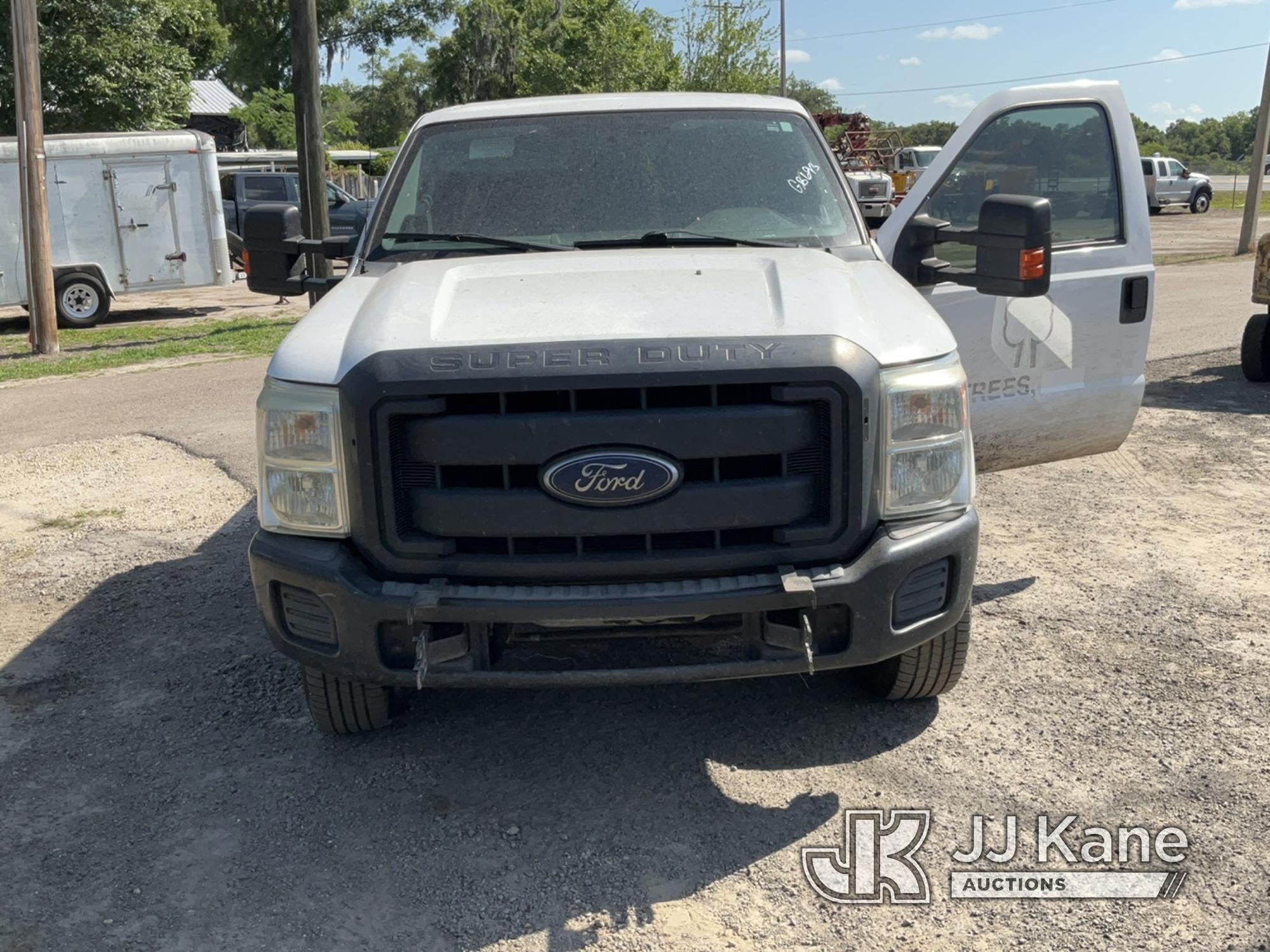 (Tampa, FL) 2016 Ford F250 Extended-Cab Pickup Truck Runs & Moves) (Bad Engine & Transmission, Body