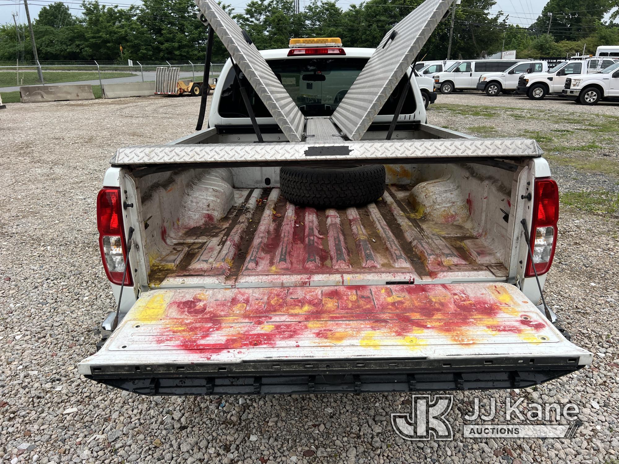 (Charlotte, NC) 2014 Nissan Frontier Extended-Cab Pickup Truck Runs & Moves) (Jump To Start, Tractio