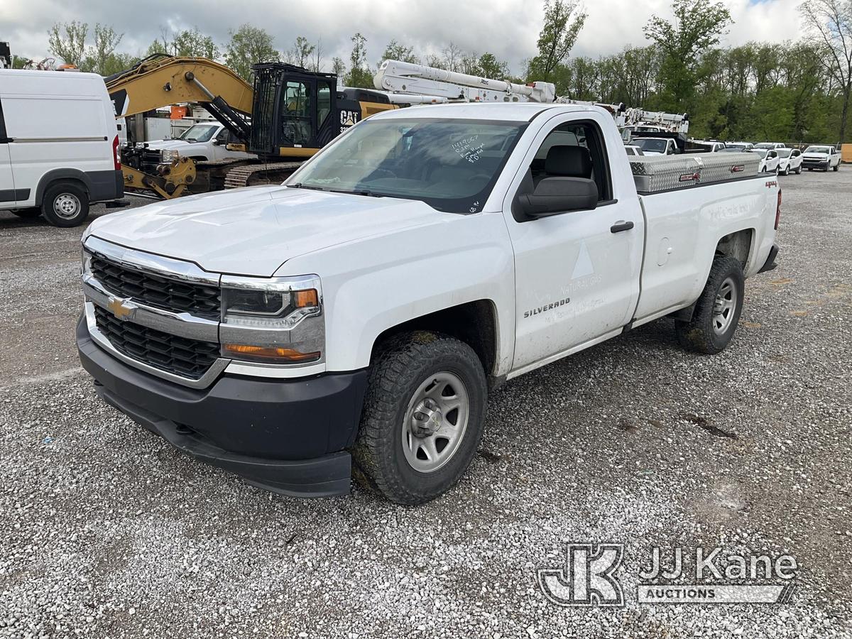 (Verona, KY) 2016 Chevrolet Silverado 1500 4x4 Pickup Truck Runs & Moves) (Runs Rough, Smokes, Body