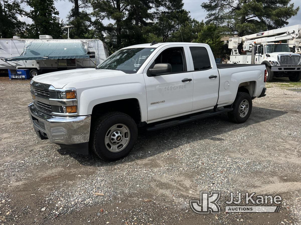 (Charlotte, NC) 2017 Chevrolet Silverado 2500HD 4x4 Extended-Cab Pickup Truck Runs & Moves) (Windshi