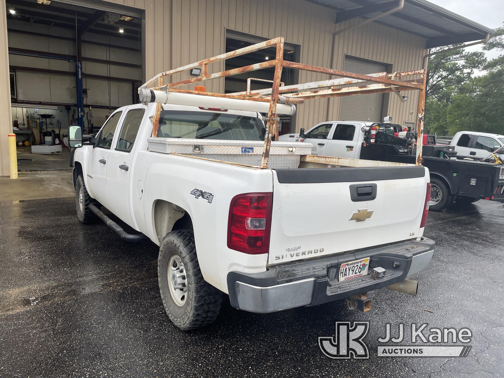 (Andalusia, AL) 2009 Chevrolet Silverado 2500HD 4x4 Crew-Cab Pickup Truck, (Co-op Owned) Runs & Move