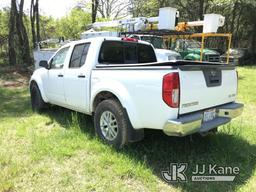 (Kodak, TN) 2015 Nissan Frontier 4x4 Crew-Cab Pickup Truck Not Running & Condition Unknown) (Cracked