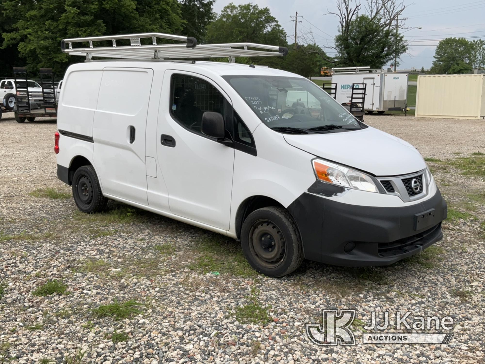 (Charlotte, NC) 2017 Nissan NVR200 Mini Cargo Van Runs & Moves) (Driver Door Nonoperational, Jump To