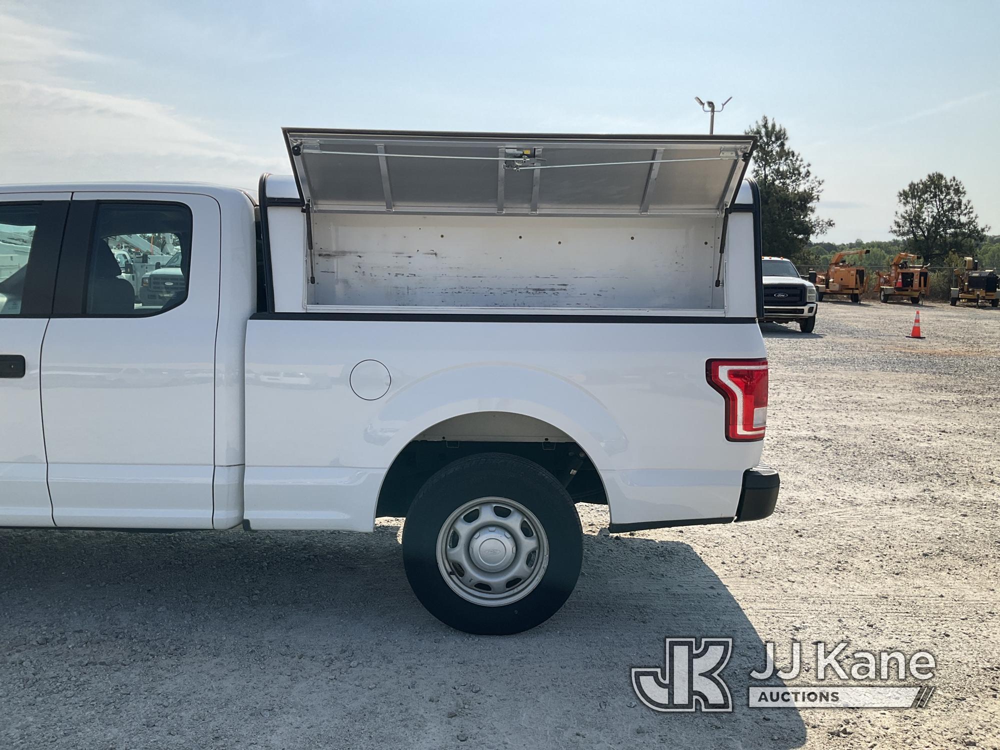 (Villa Rica, GA) 2015 Ford F150 Extended-Cab Pickup Truck, (GA Power Unit) Runs & Moves