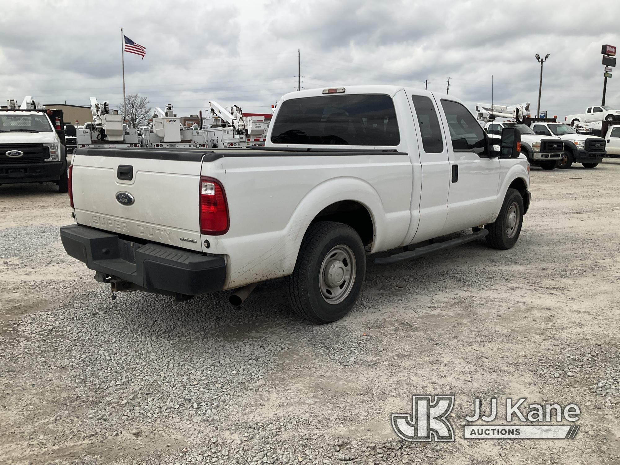 (Villa Rica, GA) 2015 Ford F250 Extended-Cab Pickup Truck, (GA Power Unit) Runs & Moves) (Body Damag