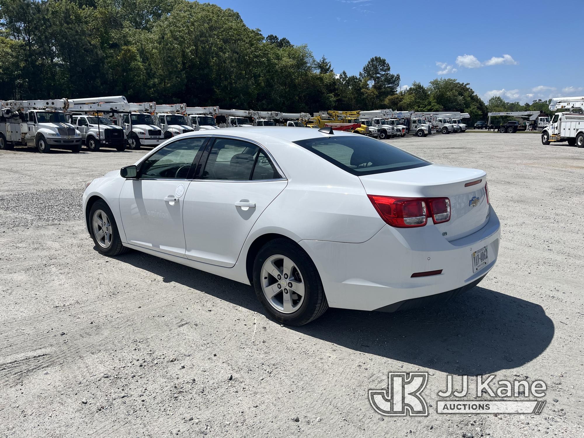 (Chester, VA) 2014 Chevrolet Malibu LS 4-Door Sedan Runs & Moves