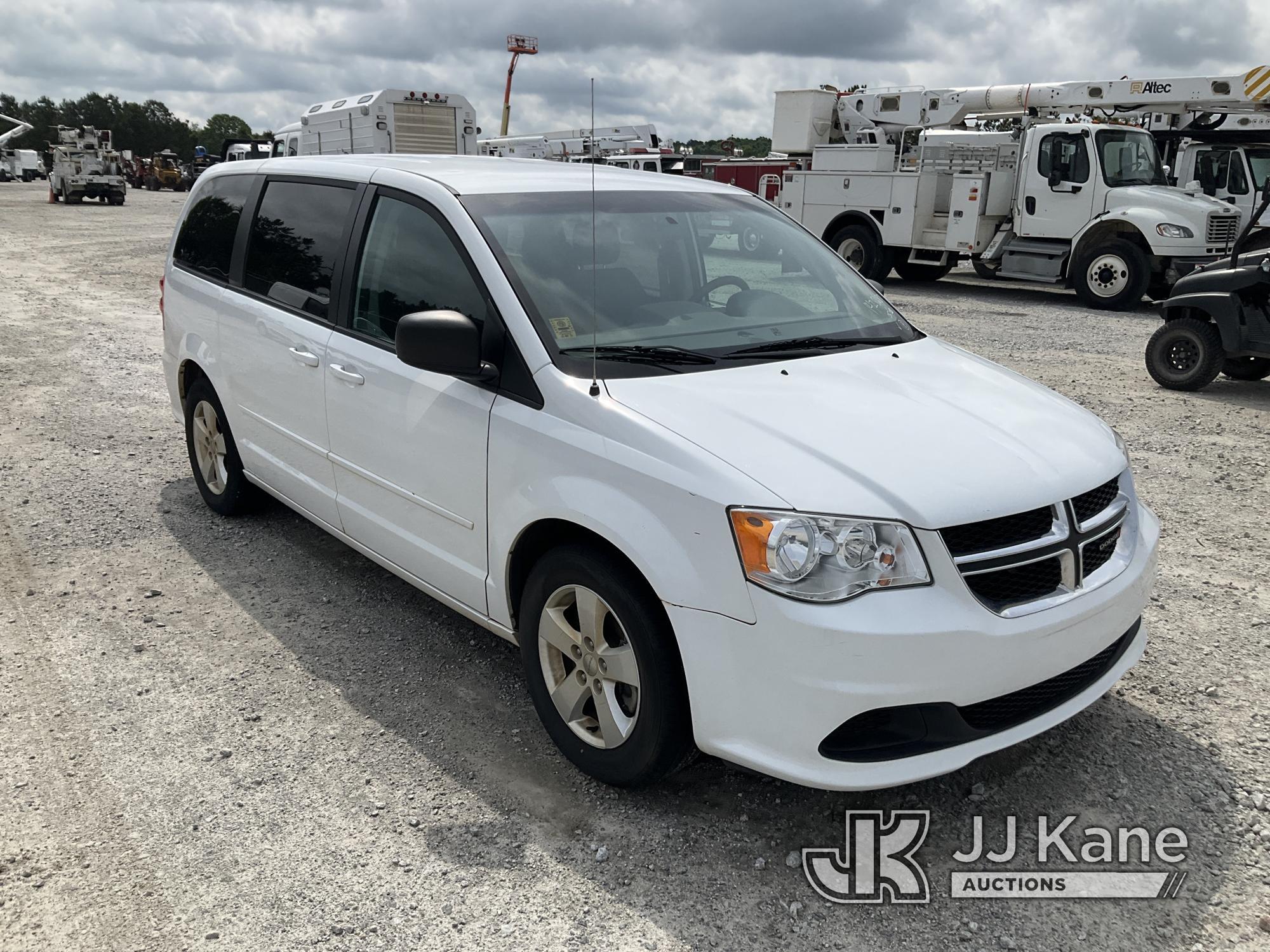 (Villa Rica, GA) 2017 Dodge Grand Caravan Mini Passenger Van Runs) (Does Not Move, Check Engine Ligh