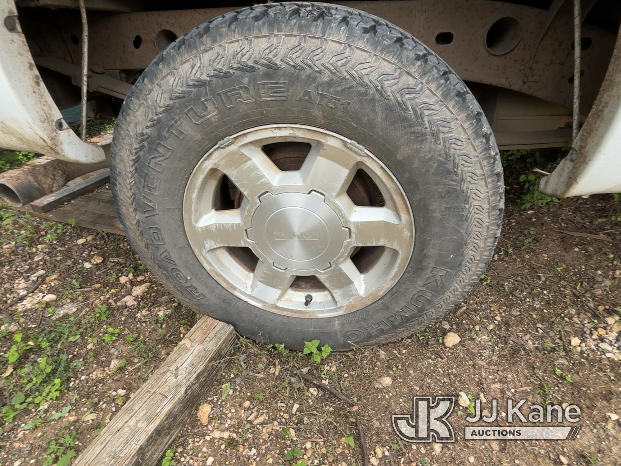 (Austin, TX) 2006 GMC Sierra 1500 4x4 Crew-Cab Pickup Truck Not Running, Condition Unknown) (Missing