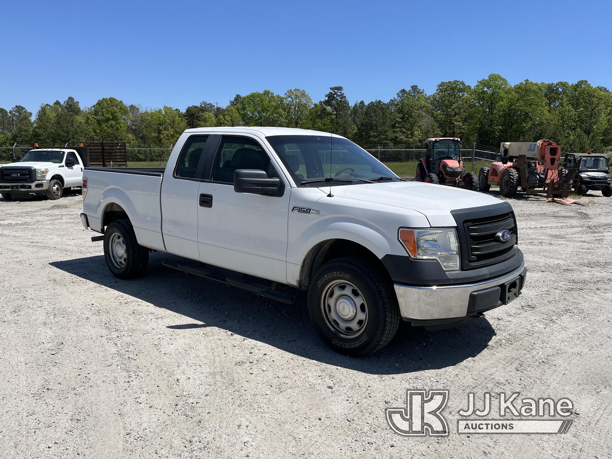 (Chester, VA) 2013 Ford F150 4x4 Extended-Cab Pickup Truck Runs & Moves