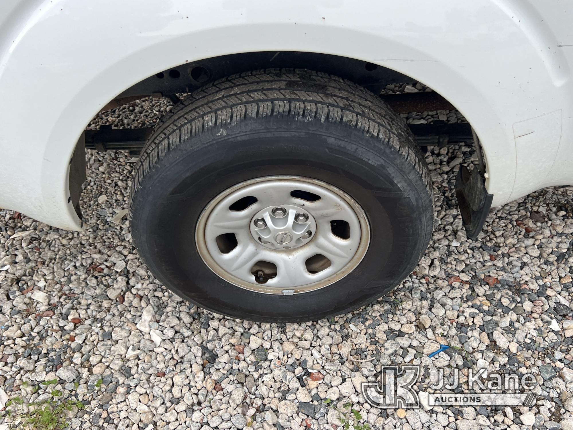 (Charlotte, NC) 2014 Nissan Frontier Extended-Cab Pickup Truck Runs & Moves) (Wrecked, Check Engine