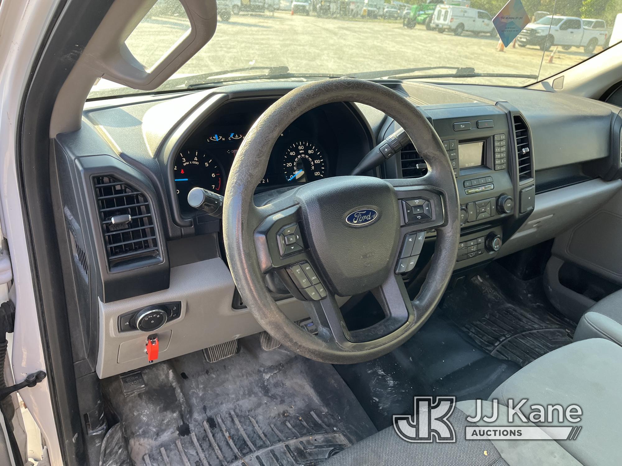 (Chester, VA) 2015 Ford F150 4x4 Extended-Cab Pickup Truck Runs & Moves