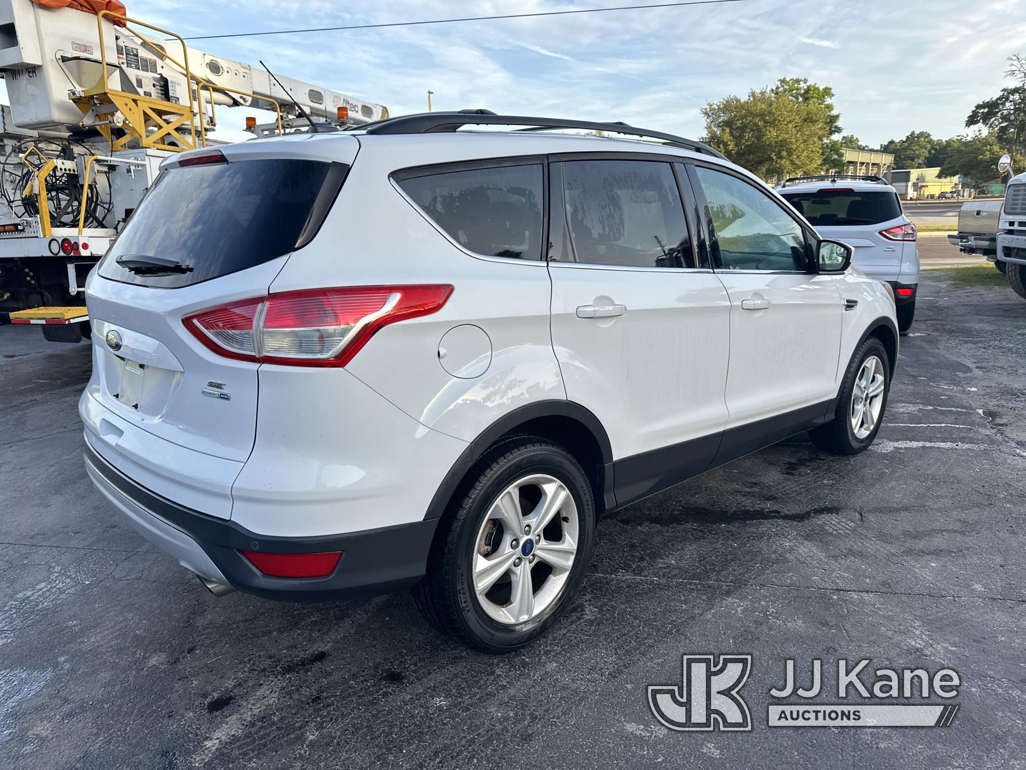 (Ocala, FL) 2016 Ford Escape 4x4 4-Door Sport Utility Vehicle Duke Unit) (Runs & Moves) (Paint Damag