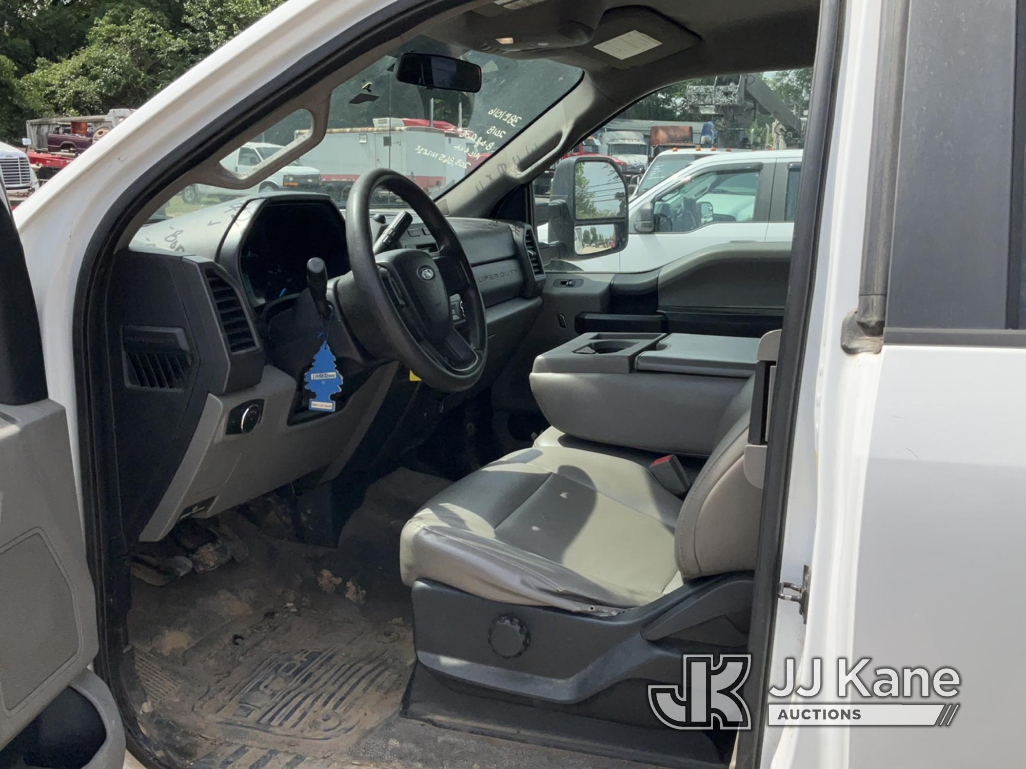 (Charlotte, NC) 2018 Ford F350 4x4 Extended-Cab Pickup Truck Runs & Moves) (Body Damage) (Seller Sta