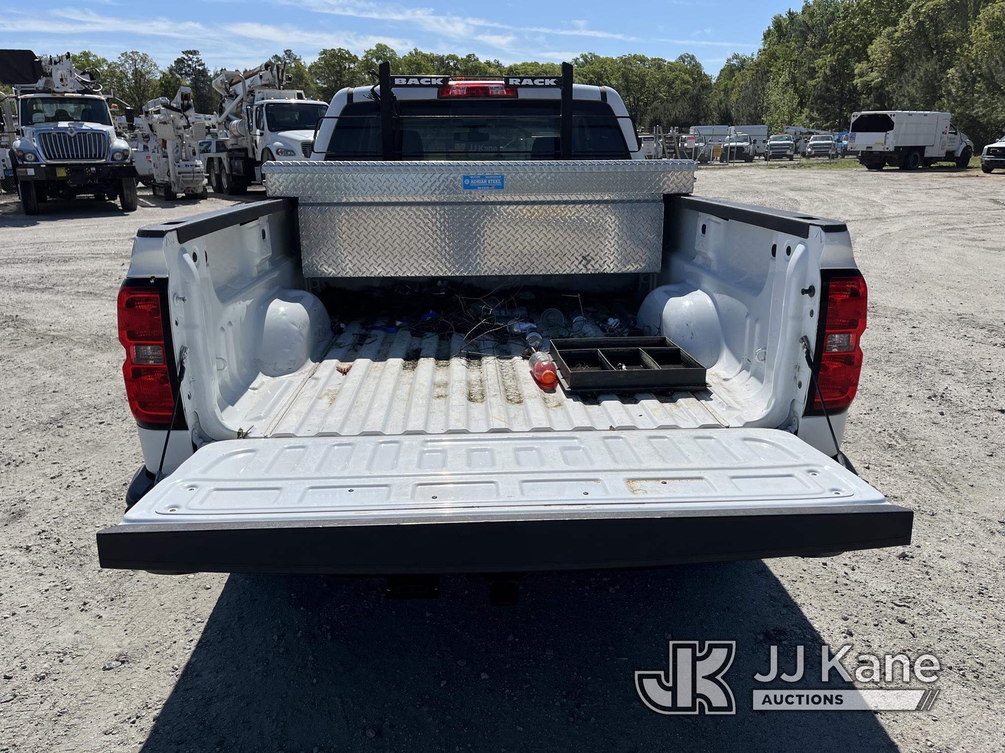 (Chester, VA) 2015 Chevrolet Silverado 1500 4x4 Extended-Cab Pickup Truck Runs & Moves) (Check Engin