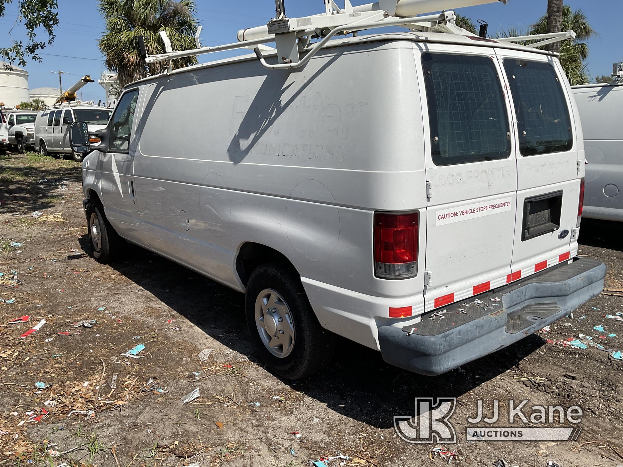 (Tampa, FL) 2010 Ford E-250 Cargo Van Runs & Moves) (Jump To Start