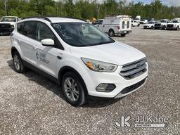 (Verona, KY) 2017 Ford Escape 4x4 4-Door Sport Utility Vehicle Runs & Moves) (Interior Door Handle B