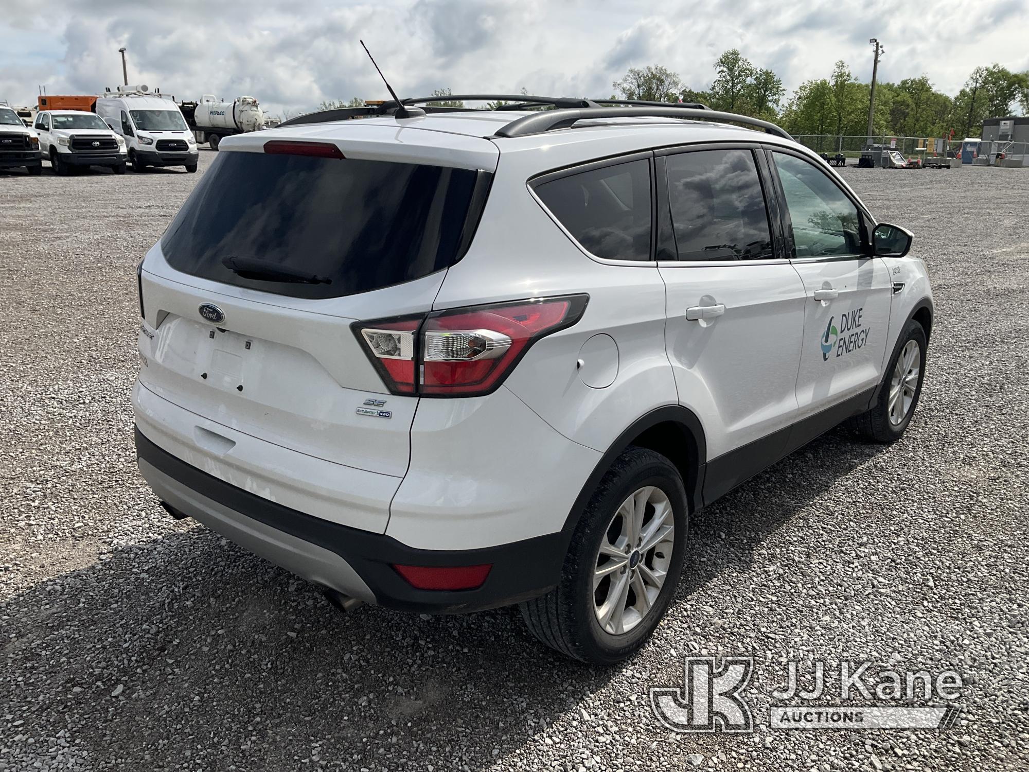 (Verona, KY) 2017 Ford Escape 4x4 4-Door Sport Utility Vehicle Runs & Moves) (Interior Door Handle B