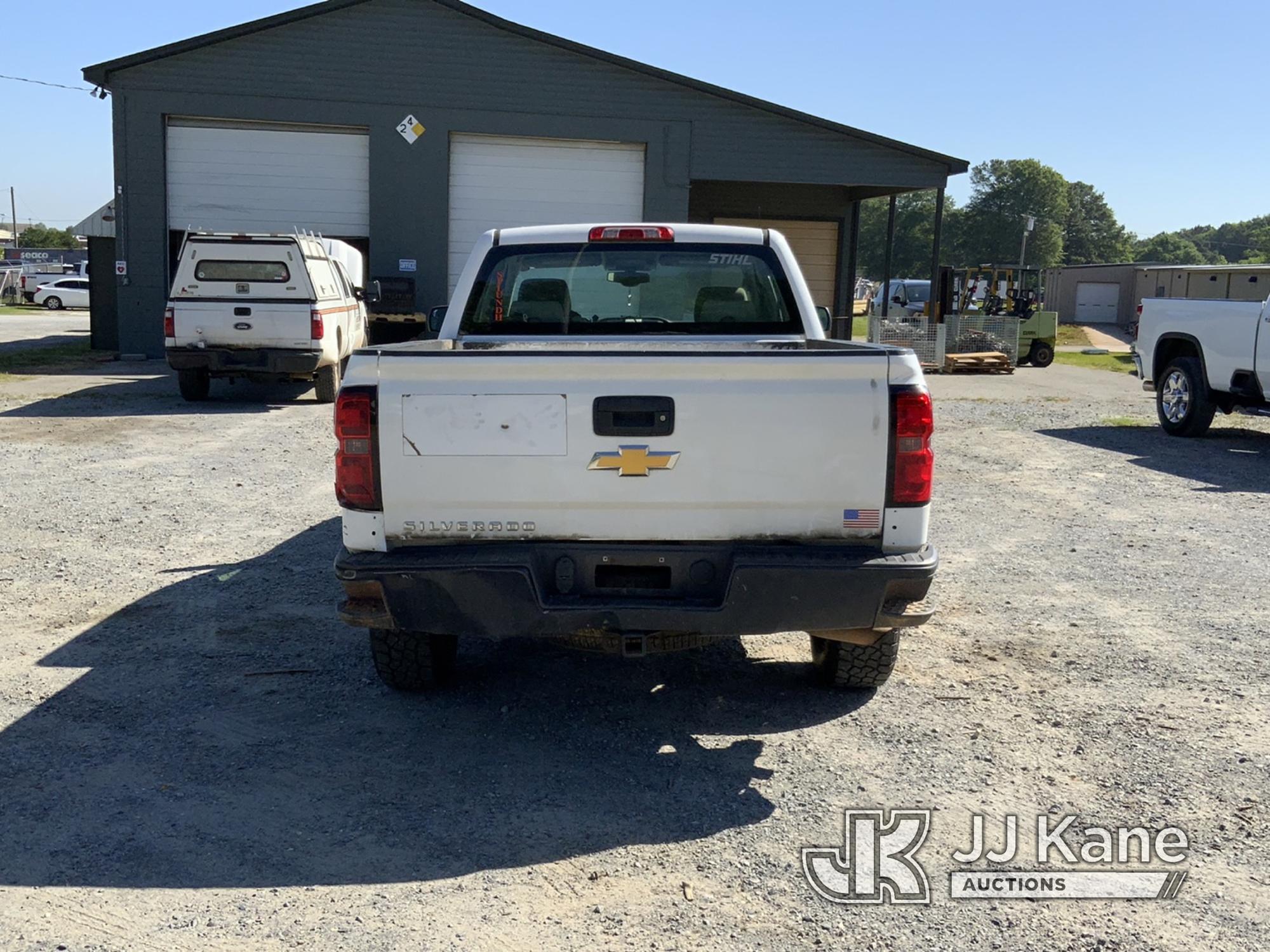 (Shelby, NC) 2015 Chevrolet Silverado 1500 4x4 Extended-Cab Pickup Truck Runs, Moves, Check Engine L