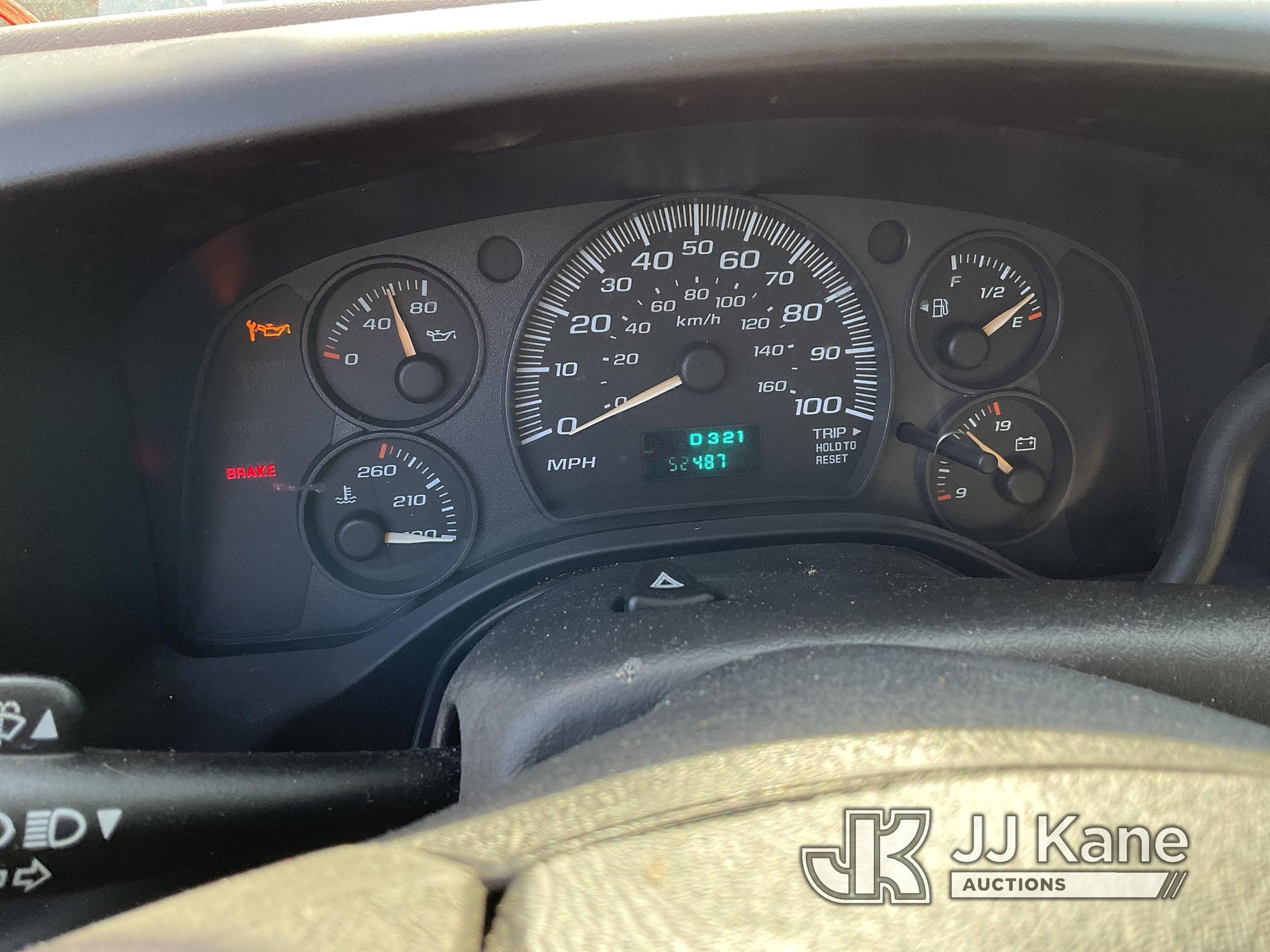 (Tampa, FL) 2007 Chevrolet Express G1500 Cargo Van Runs & Moves)(Jump To Start