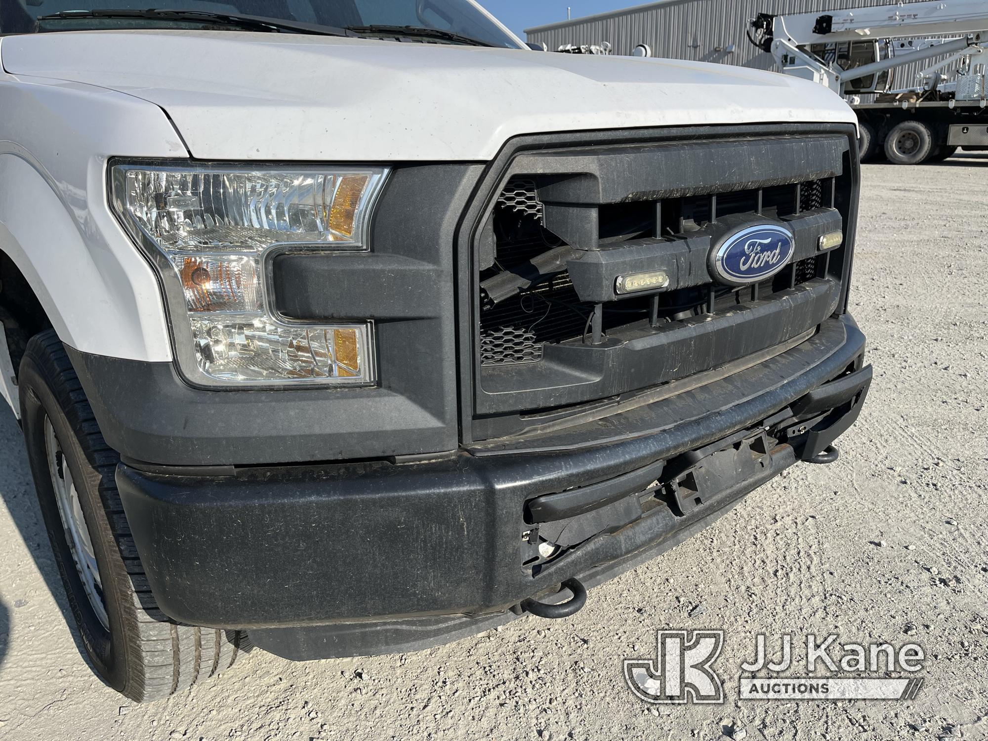 (Chester, VA) 2016 Ford F150 4x4 Extended-Cab Pickup Truck Runs & Moves) (Check Engine Light On