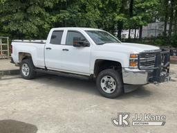 (Charlotte, NC) 2018 Chevrolet Silverado 2500HD 4x4 Extended-Cab Pickup Truck Runs & Moves) (Jump To