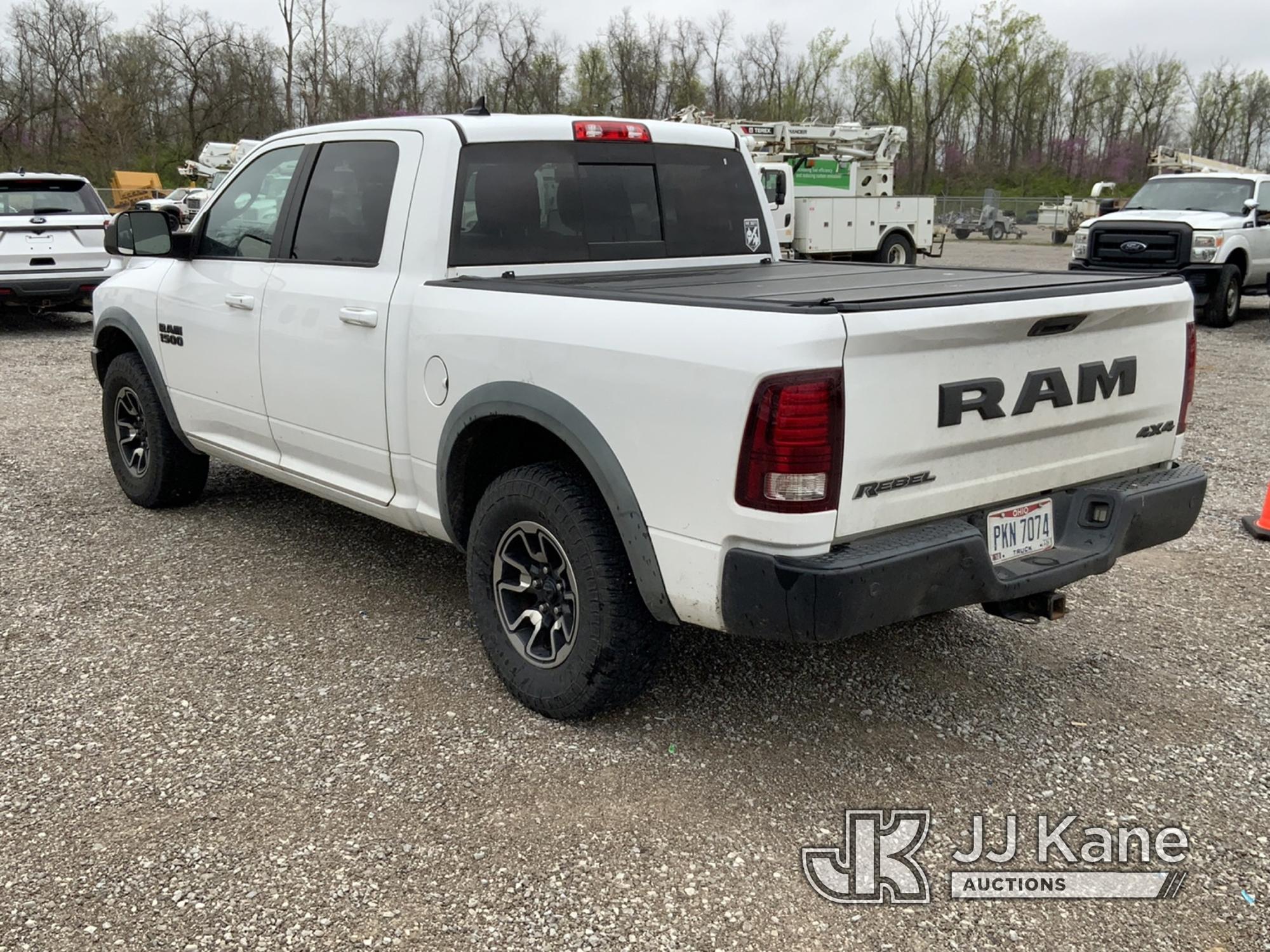 (Verona, KY) 2016 RAM Rebel 1500 4x4 Crew-Cab Pickup Truck Runs & Moves) (Check Engine Light On, Sel