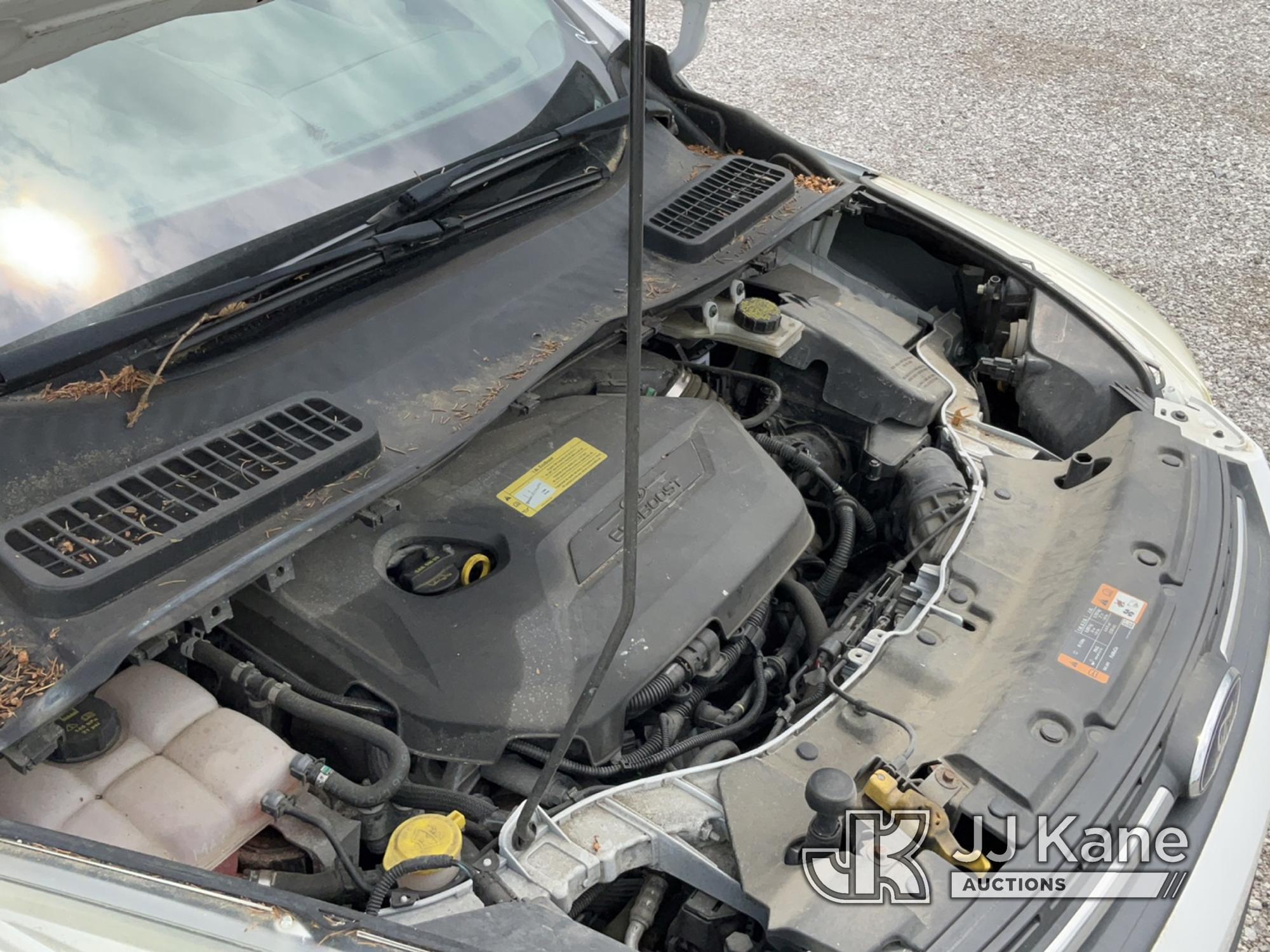 (Verona, KY) 2014 Ford Escape 4x4 4-Door Sport Utility Vehicle Runs & Moves) (Duke Unit