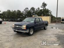 2005 Chevrolet Silverado 1500 Extended-Cab Pickup Truck Runs & Moves) (Jump To Start, Check Engine L