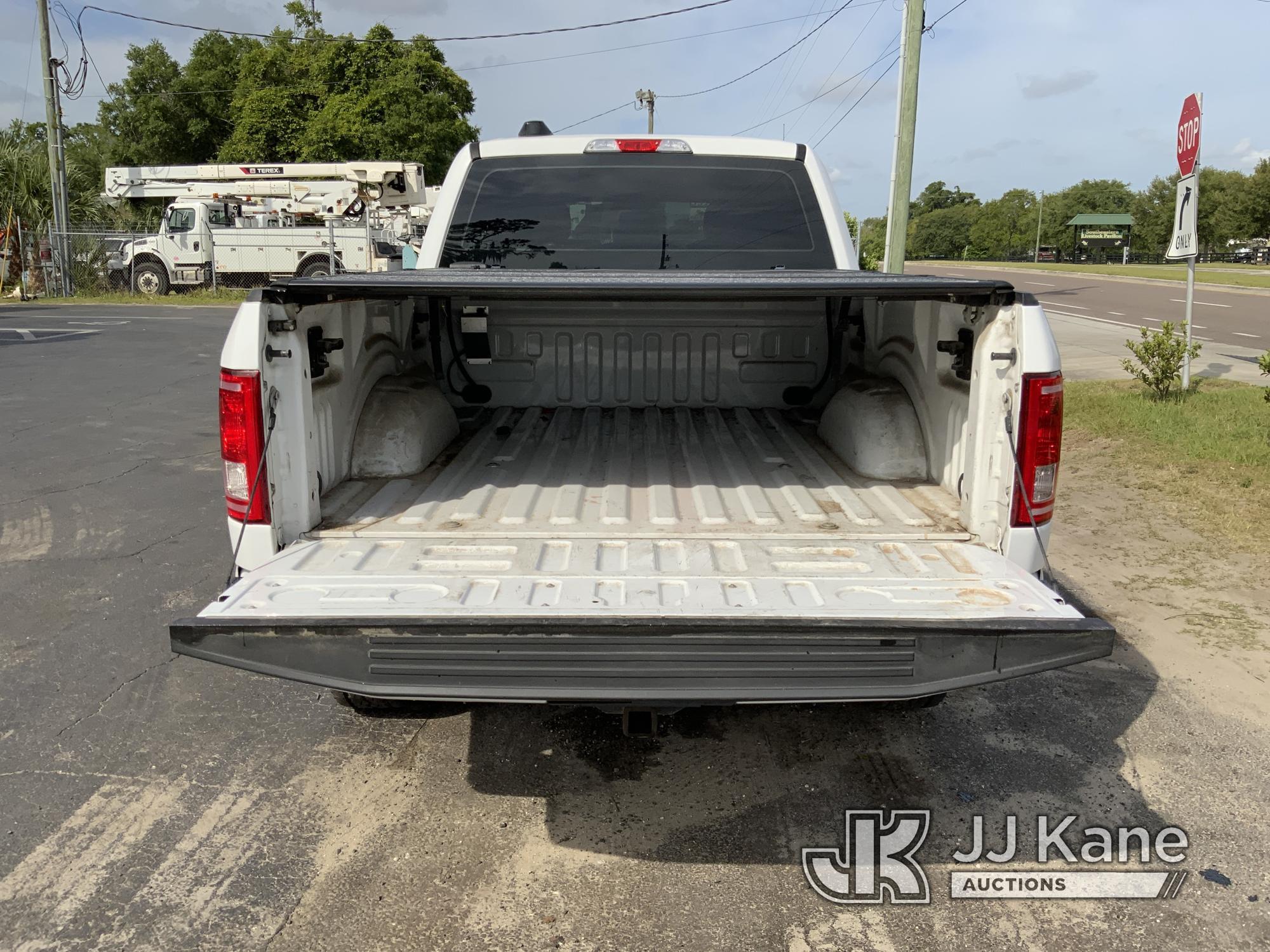 (Ocala, FL) 2016 Ford F150 4x4 Extended-Cab Pickup Truck Duke Unit) (Runs & Moves) (Body/Paint Damag