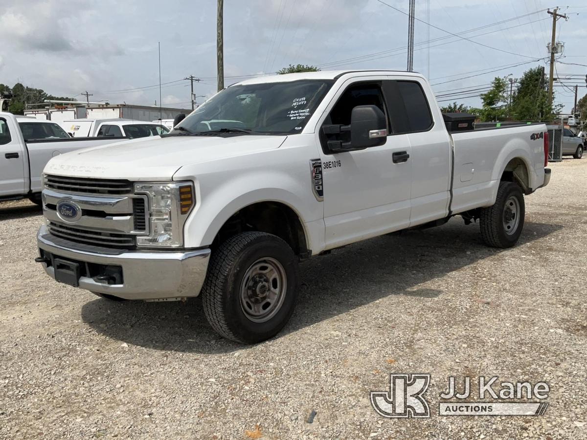 (Charlotte, NC) 2018 Ford F350 4x4 Extended-Cab Pickup Truck Runs & Moves) (Body Damage) (Seller Sta