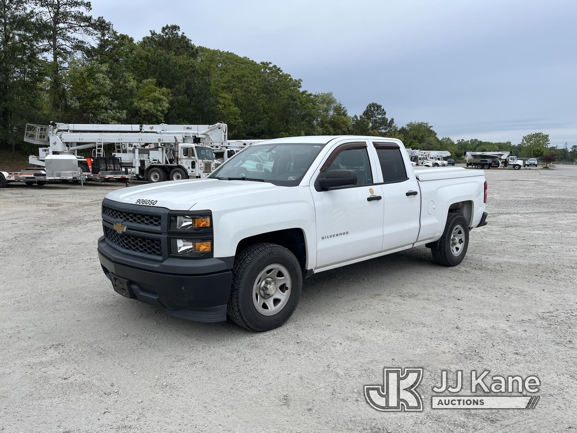 (Chester, VA) 2014 Chevrolet Silverado 1500 Extended-Cab Pickup Truck Runs & Moves