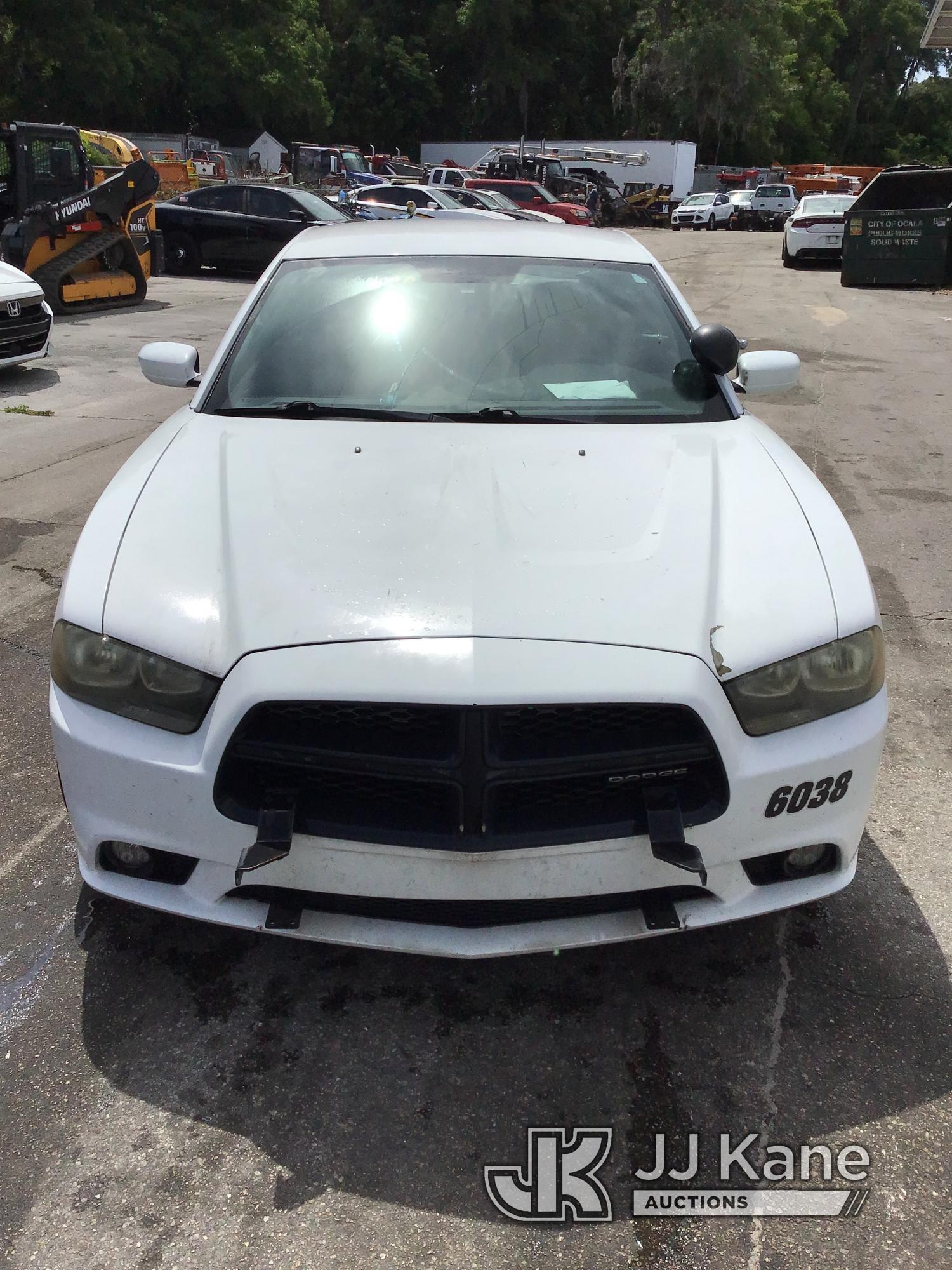 (Ocala, FL) 2012 Dodge Charger Police Package 4-Door Sedan Runs & Moves) (Jump To Start, Minor Body